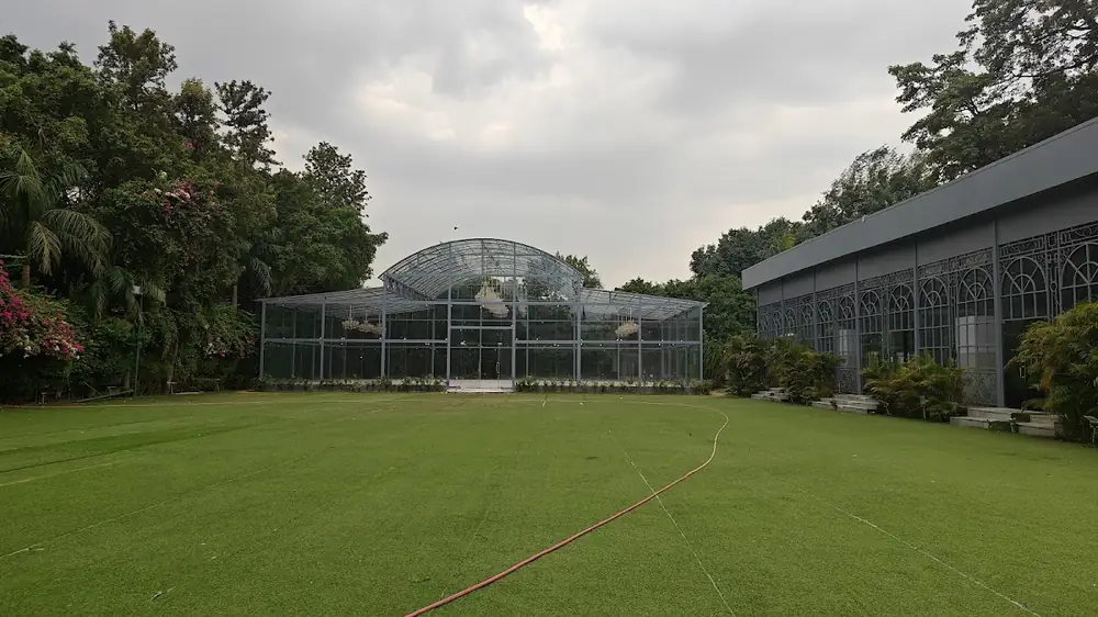 Canvas Farms, Chattarpur